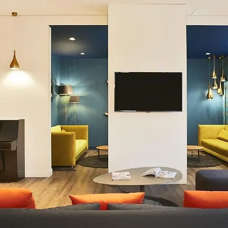 Kyriad Paris Ouest - La Defense Hotel Bezons