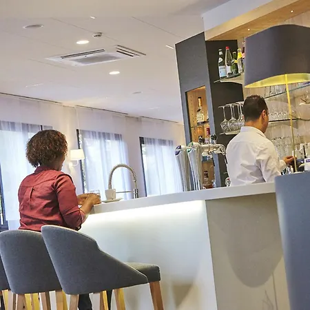 Hotel Kyriad Paris Ouest - La Defense Bezons