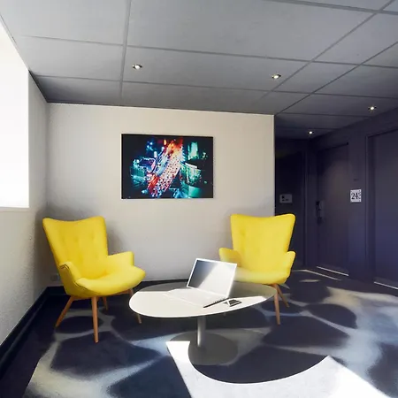Hotel Kyriad Paris Ouest - La Defense Bezons