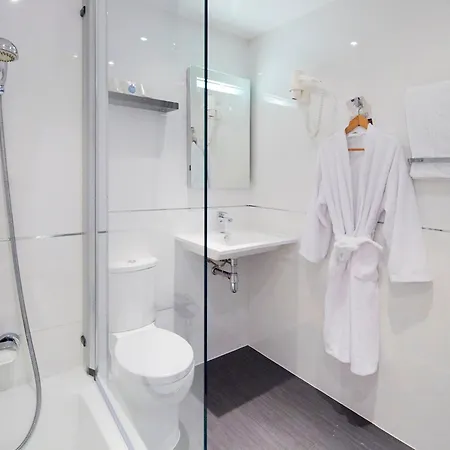 Otel Kyriad Paris Ouest - La Defense Bezons