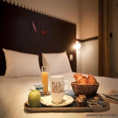 Otel Kyriad Paris Ouest - La Defense Bezons