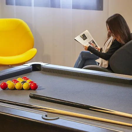 Hotel Kyriad Paris Ouest - La Defense