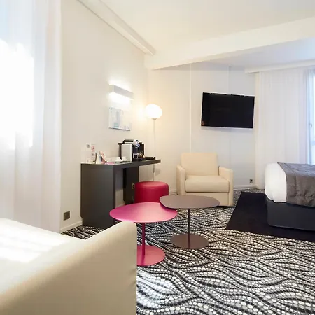 Kyriad Paris Ouest - La Defense Hotel Bezons